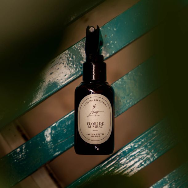 Parfum auto cu aroma de flori de bumbac