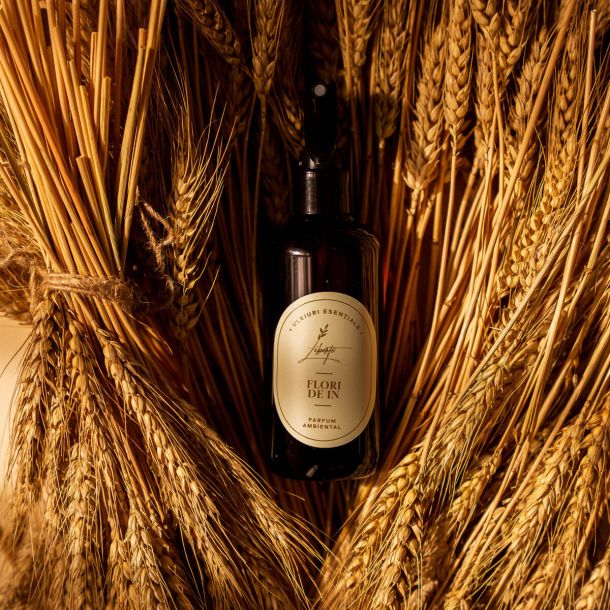 Parfum ambiental cu aroma de flori de in